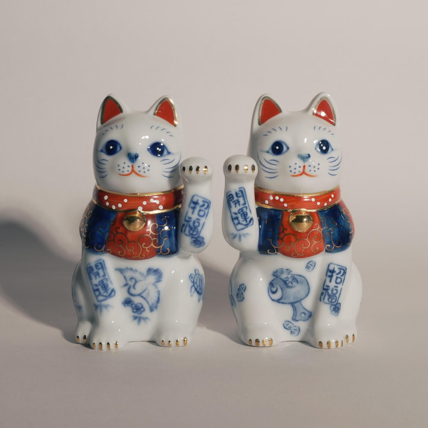 Sometsuke Nishiki Lucky & Fortune Maneki Neko (Left paw raised)