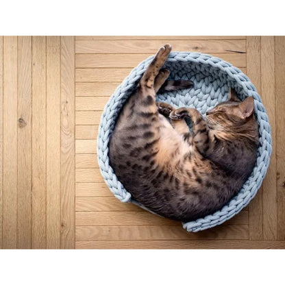 DressUP Wearable Cat Bed - Ice Blue