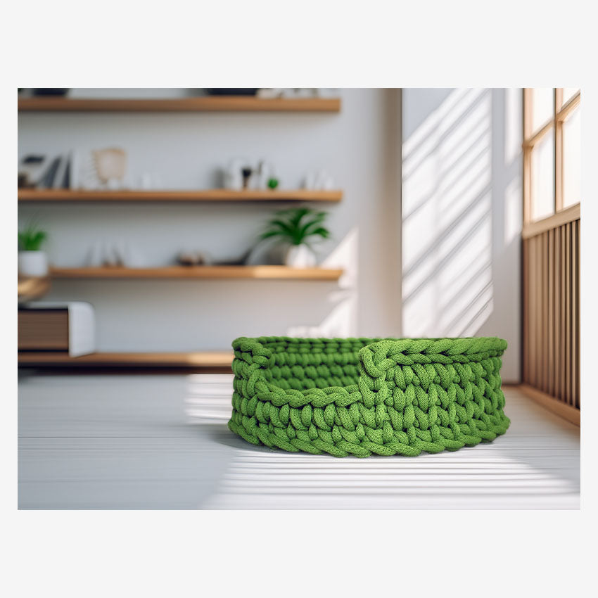 DressUP Wearable Cat Bed - Medel - Ivy Green