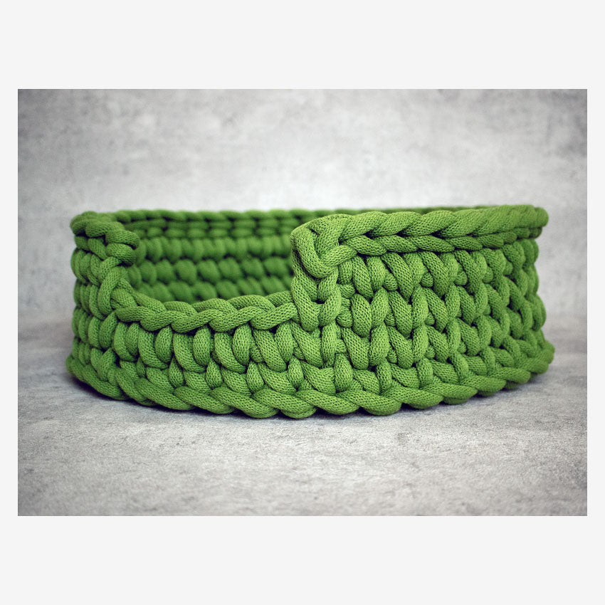 DressUP Wearable Cat Bed - Medel - Ivy Green