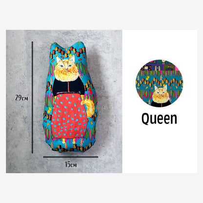 mannine cat doll Queen
